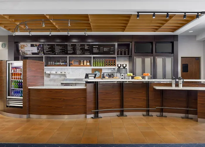 Courtyard By Marriott Phoenix Gateway Airport Hotel