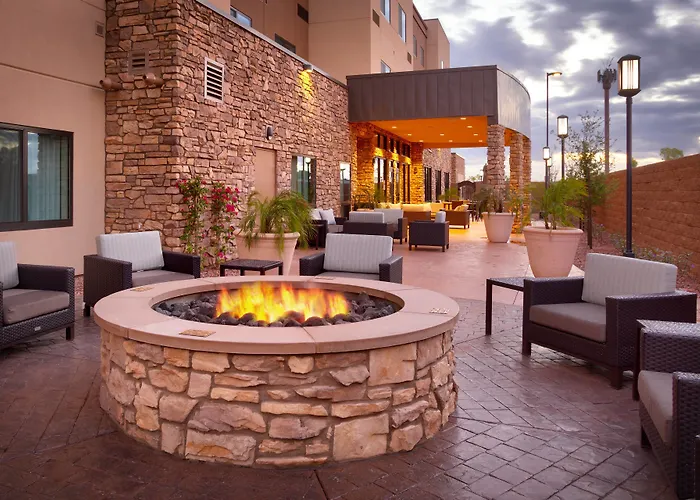 Courtyard By Marriott Phoenix Gateway Airport Hotel