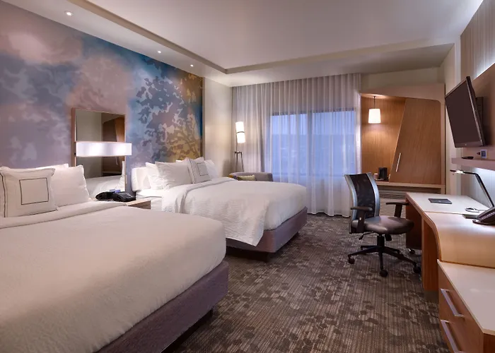 Hotel Courtyard By Marriott Phoenix Gateway Airport 3*