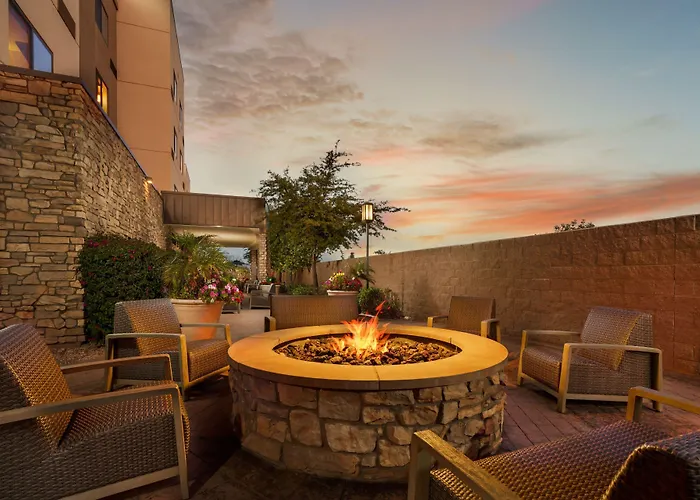 Hotel Courtyard By Marriott Phoenix Gateway Airport 3*