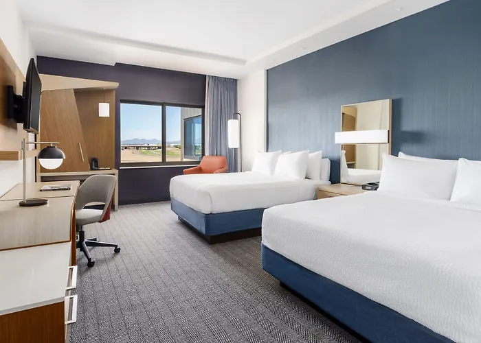 Courtyard By Marriott Phoenix Gateway Airport