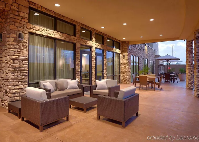 Courtyard By Marriott Phoenix Gateway Airport 3*