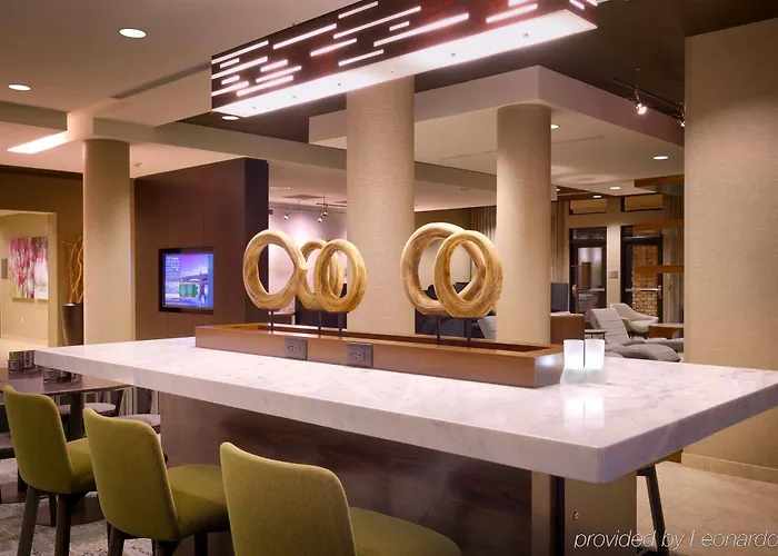 Courtyard By Marriott Phoenix Gateway Airport Hotel